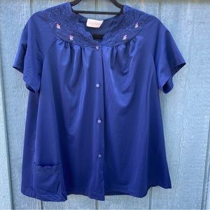Vintage Shadowline nightie lingerie top, blue with lace and tiny roses, medium